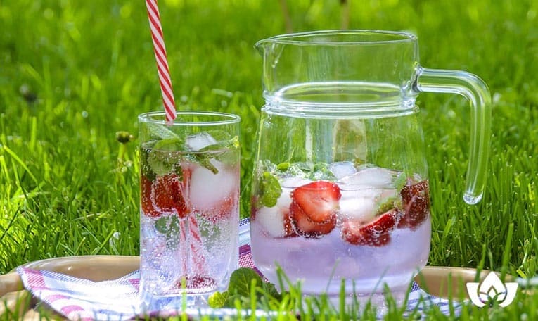 Avoid these types of unhealthy foods | Mindful Healing | Mississauga Naturopathic Doctor